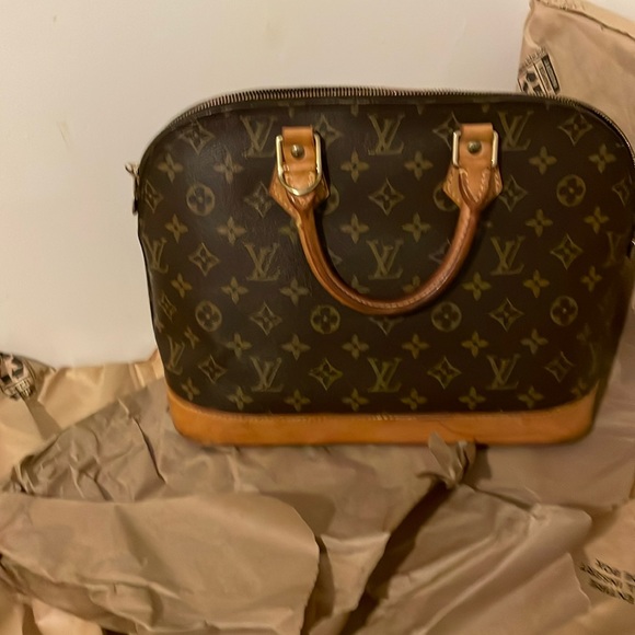 Louis Vuitton Alma pm - Picture 1 of 9